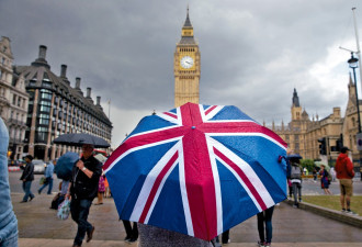 英国拟推“邀请制”富豪签证投资