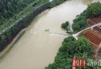 广西河池皮卡坠河10人遇难：死者大多沾亲带故