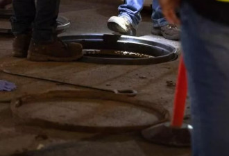 纽约女子深夜掉入无井盖深坑，高温灼伤致死