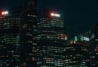 AI裁员海啸！渣打银行宣布大砍7800人 1部门成重灾区