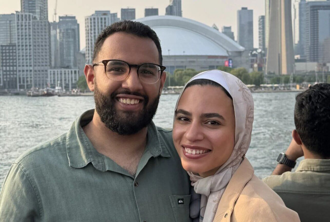 Shehab Elabd 与妻子 Yomna Sakr 合影