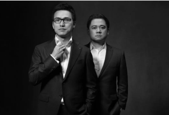小镇金融男，吞下王健林300亿