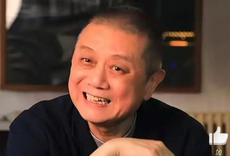 68岁王朔现状：满头白发神似李亚鹏 没钱靠朋友接济