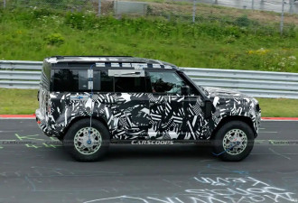 路虎卫士更疯狂版本曝光 对标奔驰G 63 4×4²