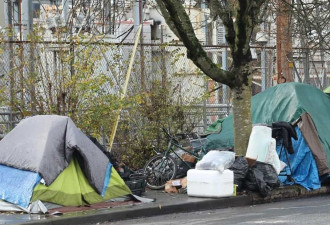 福特怒批法院判决：我希望无家可归者能跑到法官家后院安营扎寨