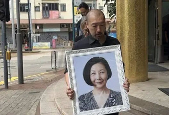 陈慧琳婆婆出殡！富豪爸爸罕有现身送别亲家，老公手捧遗照好哀伤