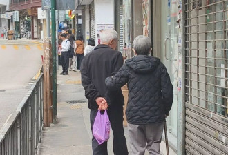 港人北上如何养老？"人到哪里，福利就到哪里"