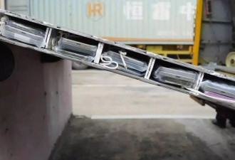 海关在货运进口渠道查获车辆尾板夹层藏匿旧手机420台