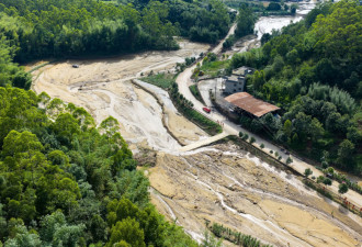 重庆暴雨灾区 11死11失踪
