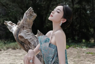 任敏拎着人字拖接受采访，娜扎凭腿刷屏热搜，这场海边趴让我们看到明星松弛起来有多美