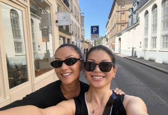 吕燕晒与瞿颖巴黎逛街合照：太热了，把姐热跑了
