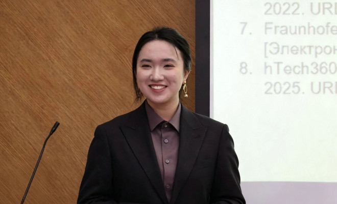 张新宁肖像