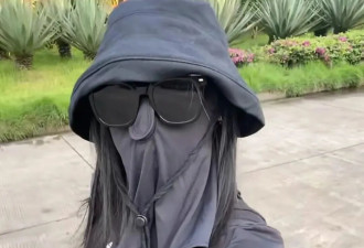 曾被群嘲“丑”的脸基尼，正疯狂硬控中国女人
