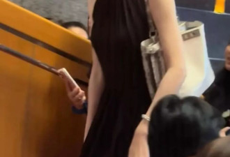 唐嫣参加女儿幼儿园活动，一身黑裙优雅漂亮