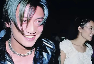 王菲无名指惊现钻戒！谢霆锋演唱会全程笑意藏不住，复合多年要修成正果？