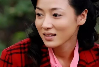 嫁给谢苗14年,在家相夫教女,如今42岁丈夫终于再度翻红
