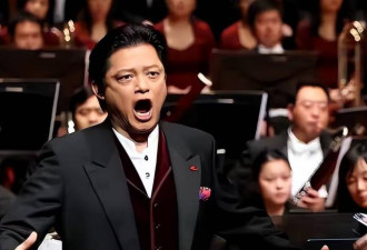 中国国宝级歌手娶小32岁学生被痛骂，结局怎样了