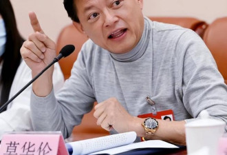 中国国宝级歌手娶小32岁学生被痛骂，结局怎样了