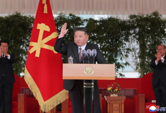 金正恩出席党校校庆，还看了一场女足表演赛