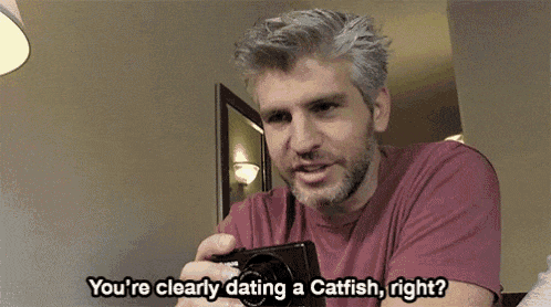 “网恋照骗/杀猪盘”为什么叫 Catfish?