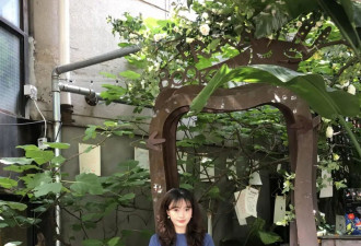 针织衫配碎花裙太适合夏天了 温柔韩系有格调