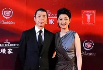 徐帆回应离婚才9个月，68岁冯小刚和养女贴脸拍照