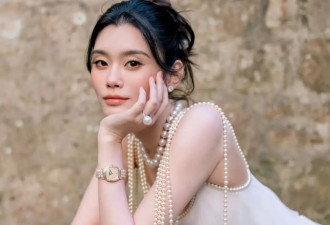 哇塞！奚梦瑶婚礼戴的澳白珍珠，原来是婆婆梁安琪压箱底的宝贝？
