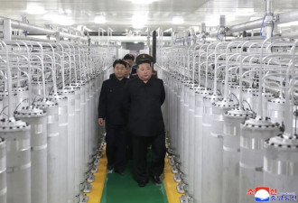 朝鲜最高领导人金正恩视察核物质生产工厂