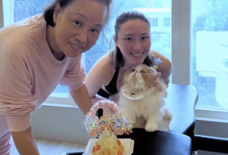 何超莲罕晒三房全家福，72岁陈婉珍素颜露脸，为子女庆生状态真实