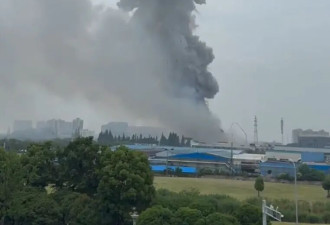 “苏州一地出现巨大蘑菇云”