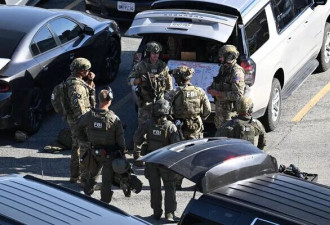 身绑炸弹闯办公室！美退役军人“挟持10人质”