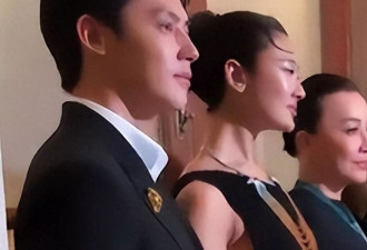香奈儿盛典：周迅下垂、小腹隆起，刘嘉玲头秃脸肿