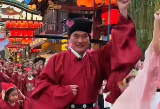 大衣哥收成曝光！4044元全交给大衣嫂，夫妻感情令人羡慕