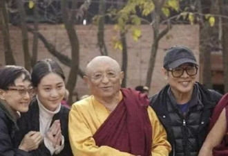 李连杰一家现身尼泊尔，利智颜值大回春