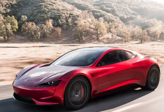 特斯拉新一代Roadster首秀推迟至8月