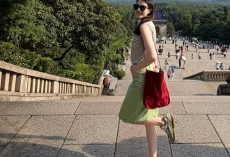 40+女人像高圆圆这样搭 优雅大气还显白