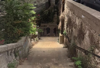 伊朗以色列打起来后，最尴尬的国家出现了