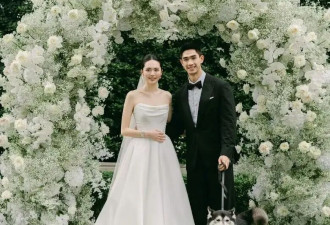 突发！香港“冻龄港姐”二仔新婚后发生意外，健身卧推撕裂胸肌