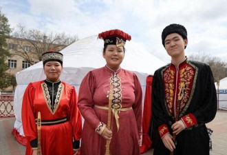 入俄400年反而高度汉化 一句“吃了吗”让人破防