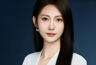 “电梯亲吻门”一吻蒸发200亿！女主曾是选美冠军