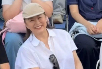 71岁林青霞又给"内娱"女明星上了一课!坦然接受白发和皱纹