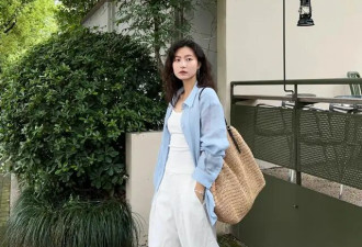 亚麻长裤的松弛感太无敌了 度假日常穿都好看
