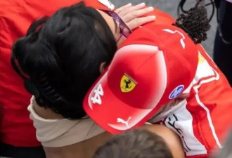 卡戴珊首次亮相F1助阵 却把车迷惹怒了？
