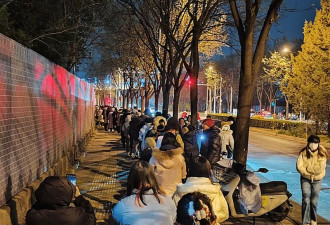 一场席卷清北人和国贸的“鸭骗战争”