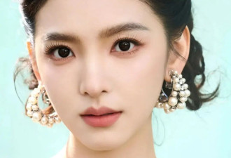 章若楠绝美写真又纯又欲！不是丰乳肥臀也能性感撩人