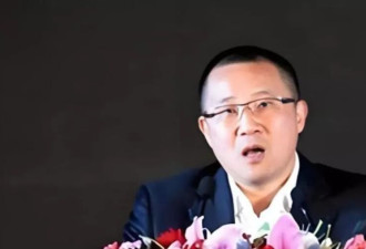 为了嫁50亿富豪，她狠心抛弃同居5年的周一围