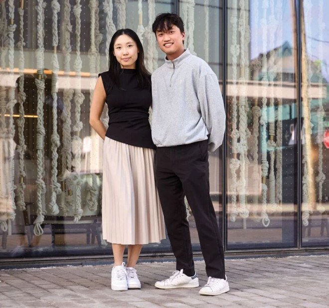 这对情侣两天内错过 8 套房,最终在湖滨找到了理想新家