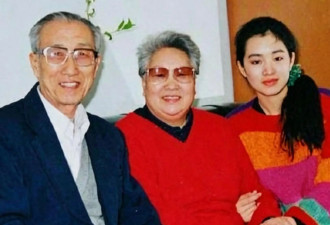难怪巩俐很少回国 姐姐和父亲还有得不到的爱人