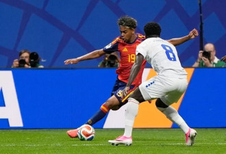 西班牙0-0佛得角，狂轰27脚不进，佛得角创造历史