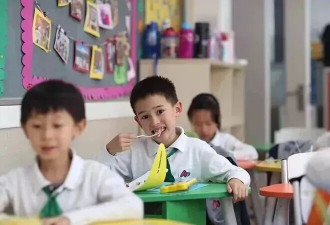 斯坦福毕业的华裔妈妈 把儿子送进中国学校